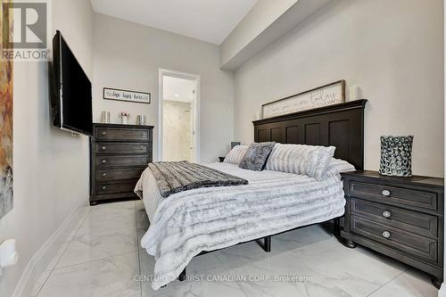 211B - 85 Morrell Street, Brantford, ON - Indoor Photo Showing Bedroom