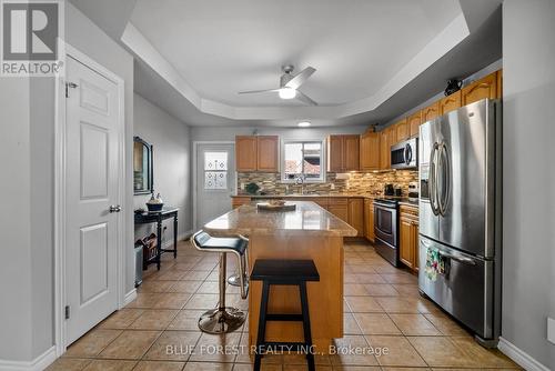 534 Sales Drive, Woodstock, ON - Indoor Photo Showing Kitchen