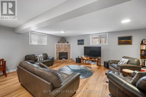 534 Sales Drive, Woodstock, ON - Indoor With Fireplace