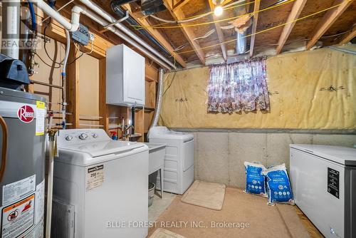 534 Sales Drive, Woodstock, ON - Indoor Photo Showing Laundry Room