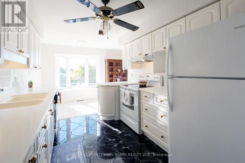 218 - 52 Tripp Boulevard, Quinte West, ON - Indoor Photo Showing Kitchen With Double Sink