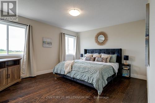 166 Bradshaw Drive, Stratford, ON - Indoor Photo Showing Bedroom