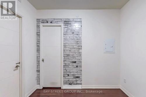 521 - 460 Adelaide Street E, Toronto, ON - Indoor Photo Showing Other Room