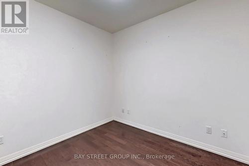 521 - 460 Adelaide Street E, Toronto, ON - Indoor Photo Showing Other Room