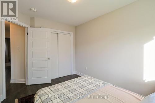 7814 Hackberry Trail, Niagara Falls, ON - Indoor Photo Showing Bedroom