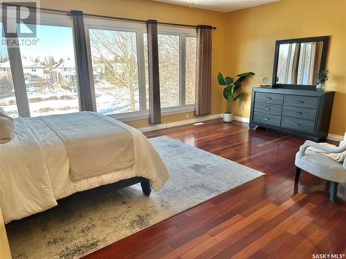 5018 Wascana Vista Court, Regina, SK - Indoor Photo Showing Bedroom