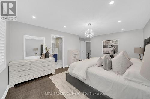 689 Murrell Boulevard, East Gwillimbury, ON - Indoor Photo Showing Bedroom