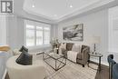 689 Murrell Boulevard, East Gwillimbury, ON  - Indoor Photo Showing Living Room 