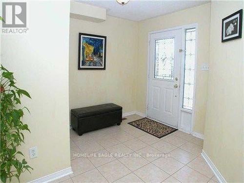 105 Brightsview Drive, Richmond Hill, ON - Indoor Photo Showing Other Room