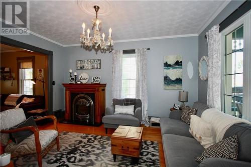 236 Sydney Street, Cornwall, ON - Indoor Photo Showing Living Room With Fireplace