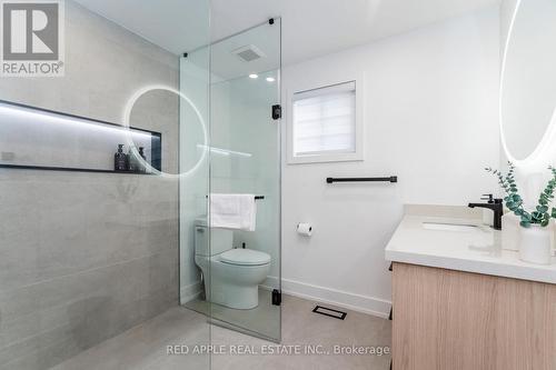 205 Hoyt Avenue, Tay, ON - Indoor Photo Showing Bathroom