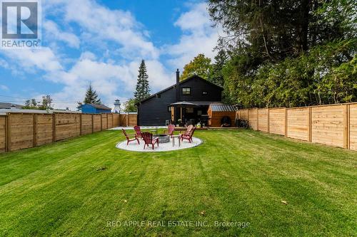 205 Hoyt Avenue, Tay, ON - Outdoor With Backyard