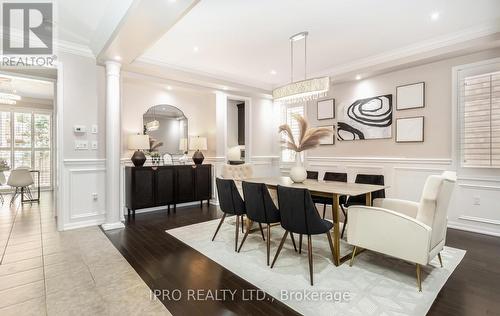 409 Coombs Court, Milton, ON - Indoor Photo Showing Dining Room