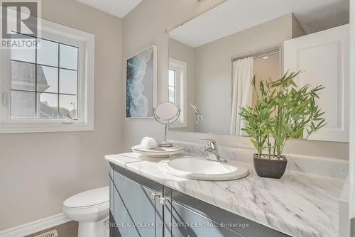 206 Cubitt Street, Clearview, ON - Indoor Photo Showing Bathroom