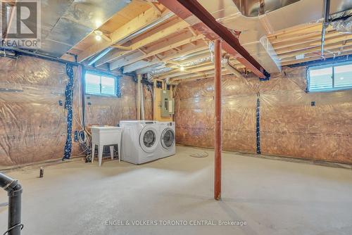 206 Cubitt Street, Clearview, ON - Indoor Photo Showing Other Room