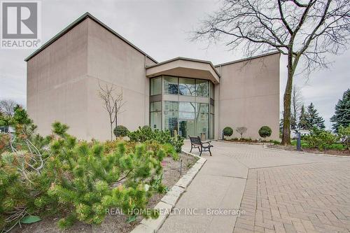 907 - 2269 Lake Shore Boulevard W, Toronto, ON - Outdoor