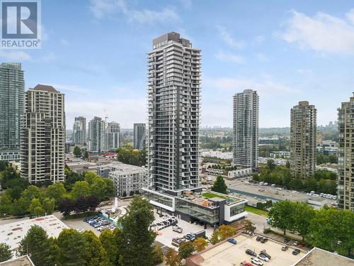 1807 2181 Madison Avenue, Burnaby, BC - Outdoor With Facade