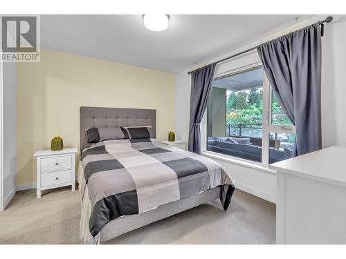 216 221 E 3Rd Street, North Vancouver, BC - Indoor Photo Showing Bedroom