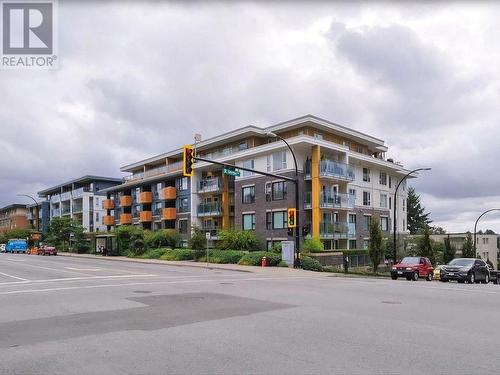 216 221 E 3Rd Street, North Vancouver, BC - Outdoor With Balcony With Facade