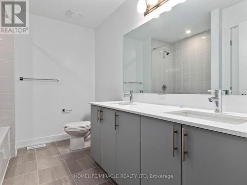 321 Makobe Lane E, Ottawa, ON - Indoor Photo Showing Bathroom