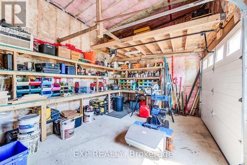 70 Stanley Street, Cambridge, ON - Indoor Photo Showing Garage