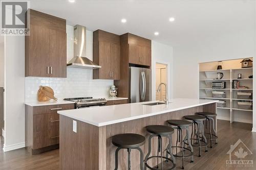 1060 Kijik Crescent, Ottawa, ON - Indoor Photo Showing Kitchen With Upgraded Kitchen