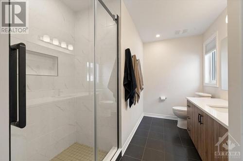 1060 Kijik Crescent, Ottawa, ON - Indoor Photo Showing Bathroom