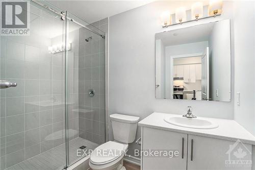 612 - 397 Codd'S Road, Ottawa, ON - Indoor Photo Showing Bathroom