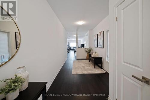 60 Harvest Crescent, Barrie, ON - Indoor Photo Showing Other Room