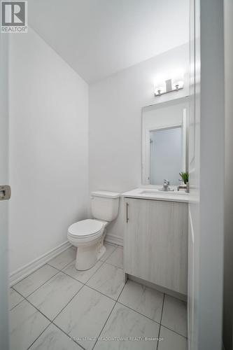 60 Harvest Crescent, Barrie, ON - Indoor Photo Showing Bathroom