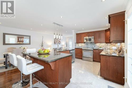 774 Consort Crescent, Mississauga, ON - Indoor