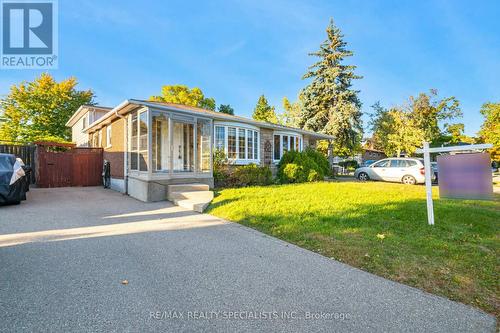 774 Consort Crescent, Mississauga, ON - Outdoor