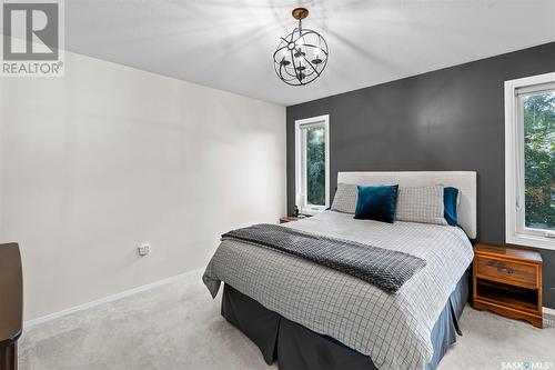 247 Briarvale Bay, Saskatoon, SK - Indoor Photo Showing Bedroom