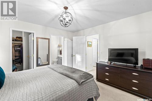 247 Briarvale Bay, Saskatoon, SK - Indoor Photo Showing Bedroom