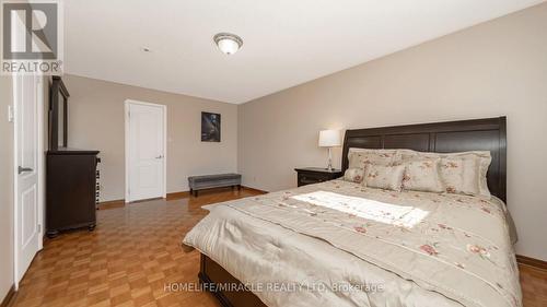 40 Minglehaze Drive, Toronto, ON - Indoor Photo Showing Bedroom