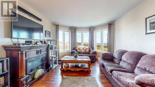 10 Richwood Crescent, Conception Bay South, NL - Indoor Photo Showing Living Room