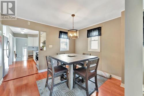 569 Barnaby Street, Hamilton, ON - Indoor Photo Showing Dining Room