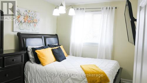 11 Unser Gate, Toronto, ON - Indoor Photo Showing Bedroom