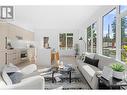 113 7161 17Th Avenue, Burnaby, BC  - Indoor Photo Showing Living Room 