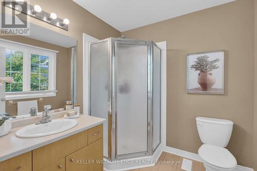 19 - 40 Dartmouth Gate, Hamilton, ON - Indoor Photo Showing Bathroom