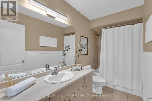 19 - 40 Dartmouth Gate, Hamilton, ON - Indoor Photo Showing Bathroom