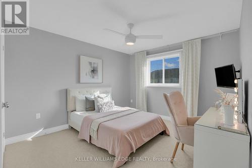 19 - 40 Dartmouth Gate, Hamilton, ON - Indoor Photo Showing Bedroom