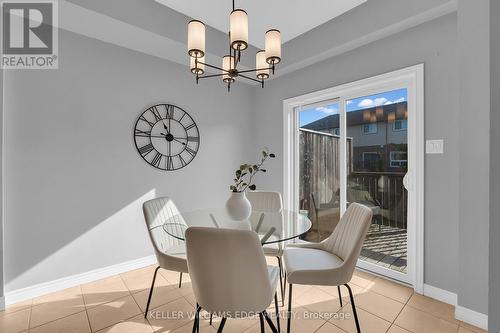 19 - 40 Dartmouth Gate, Hamilton, ON - Indoor Photo Showing Dining Room