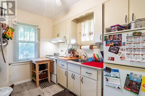 368 Wharncliffe Road S, London, ON - Indoor Photo Showing Kitchen