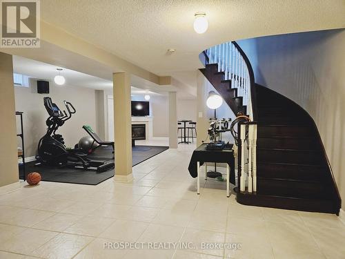 34 Thomson Creek Boulevard, Vaughan, ON - Indoor Photo Showing Other Room