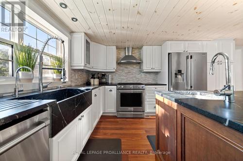 141 Station Road, Prince Edward County (Hillier), ON - Indoor Photo Showing Kitchen With Double Sink With Upgraded Kitchen