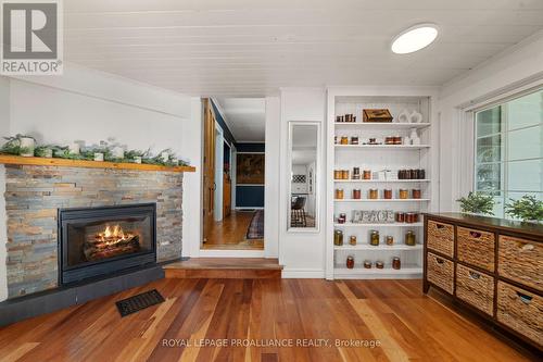 141 Station Road, Prince Edward County (Hillier), ON - Indoor Photo Showing Living Room With Fireplace