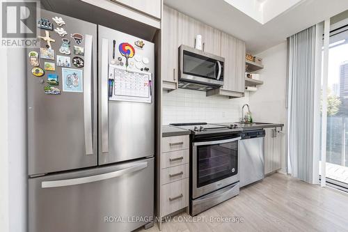 508 - 50 Wellesley Street E, Toronto, ON - Indoor Photo Showing Kitchen