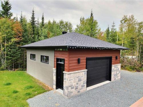 Garage - 100  - 102 Rue Babin, Val-D'Or, QC - Outdoor