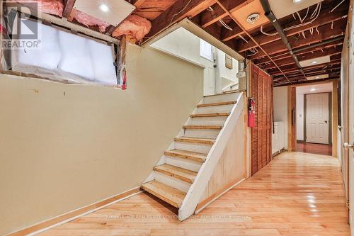 161 Chaplin Crescent, Toronto, ON - Indoor Photo Showing Other Room